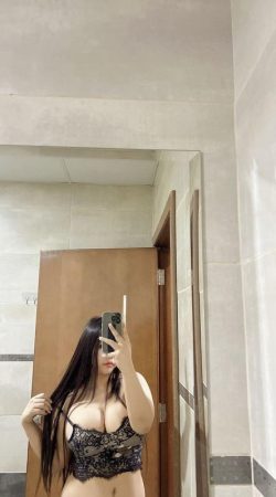 Experience Unforgettable Moments with Eliana Lark's Enchanting Presence