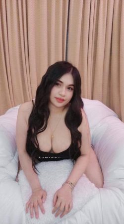 Experience Desire and Passion with Phoenix Ash Escort